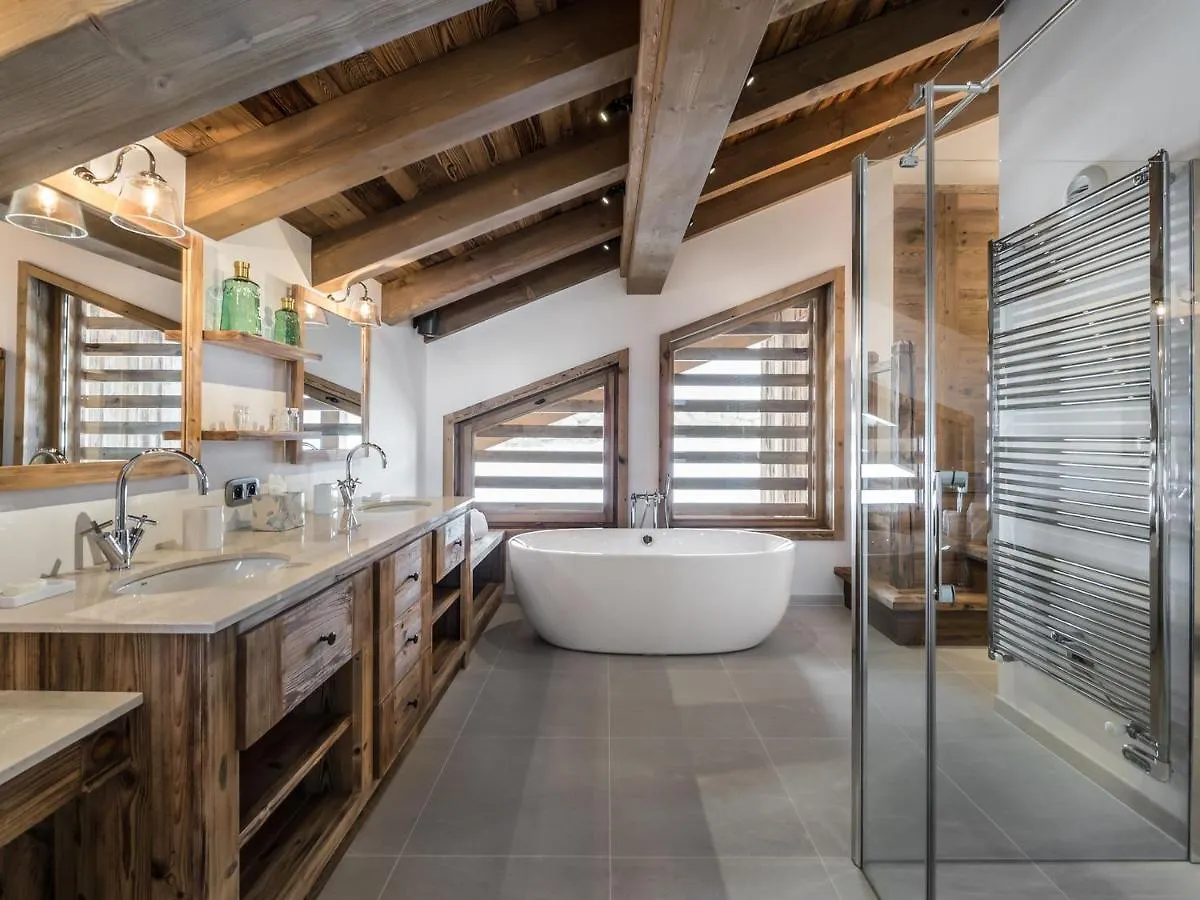 Chalet Luxe Avec Sauna, Cheminee Et Services Inclus A Courchevel 1650 - Fr-1-563-89