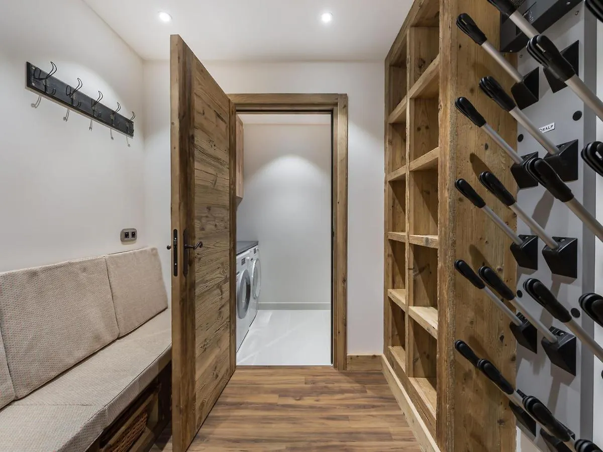 Chalet Luxe Avec Sauna, Cheminee Et Services Inclus A Courchevel 1650 - Fr-1-563-89 France